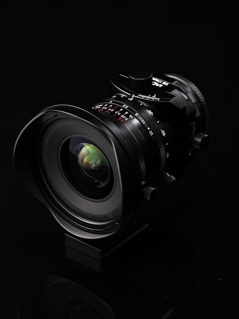 Laowa 17mm f/4 Zero-D Tilt-Shift
