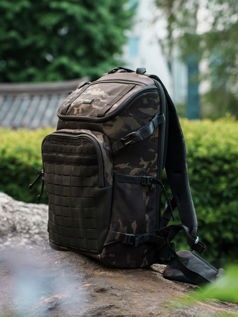 Think Tank DarkLight 20L Multicam LIMITED EDITION