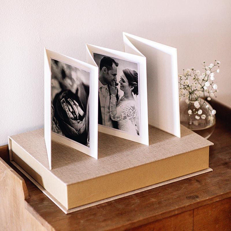 BookBinders Design BookBinders Accordion photo 150x187 Ivory
