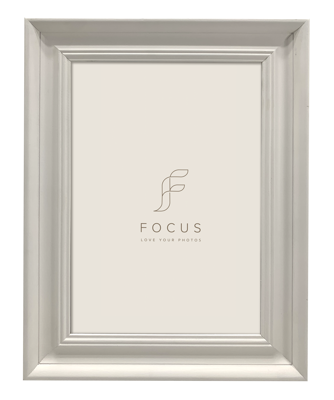 Lotus White 30x40