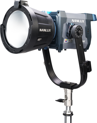 Evoke 150C LED Full-color Spot Light with case